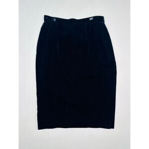 Vintage 1980’s Ungaro Parallele Paris Black Velvet Pencil Skirt Size 12 Italy